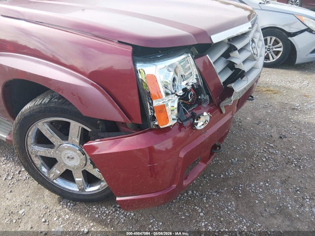 Cadillac Escalade Standard
