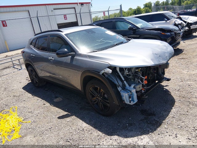 Salvage Chevrolet Trax Image