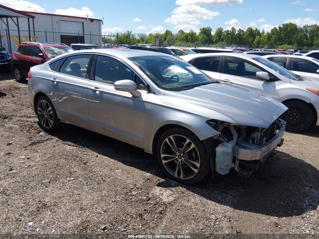 Salvage Ford Fusion Image