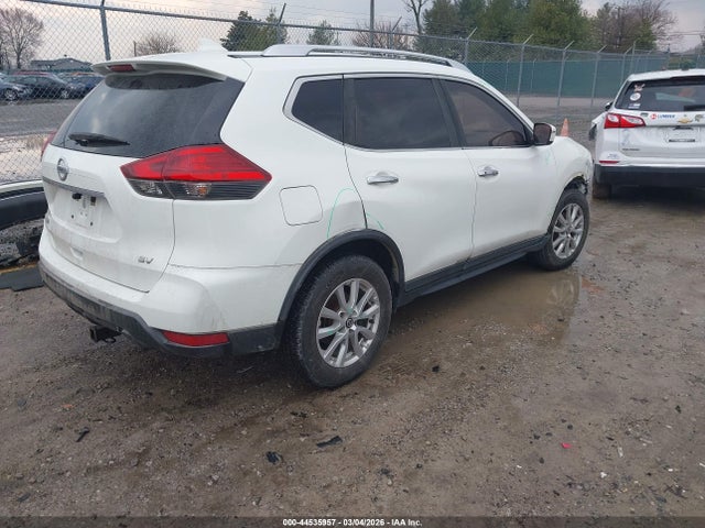 Nissan Rogue Sv