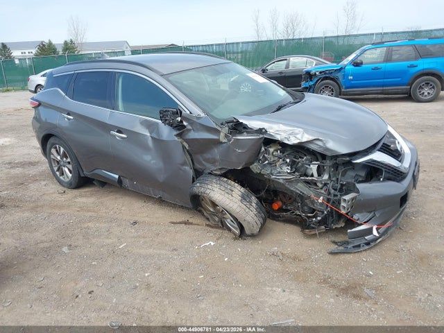 Salvage Nissan Murano Image