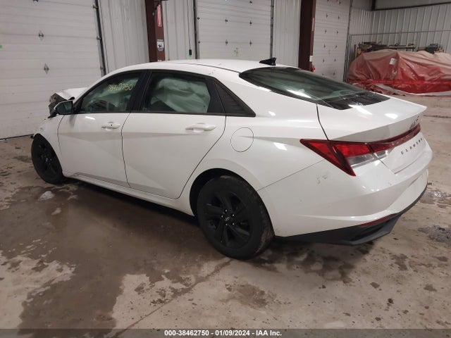Hyundai ELANTRA Sel