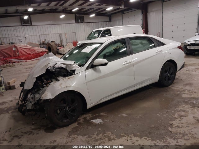 Hyundai ELANTRA Sel