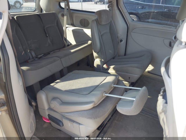 Chrysler Town & Country Touring