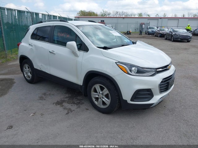 Salvage Chevrolet Trax Image
