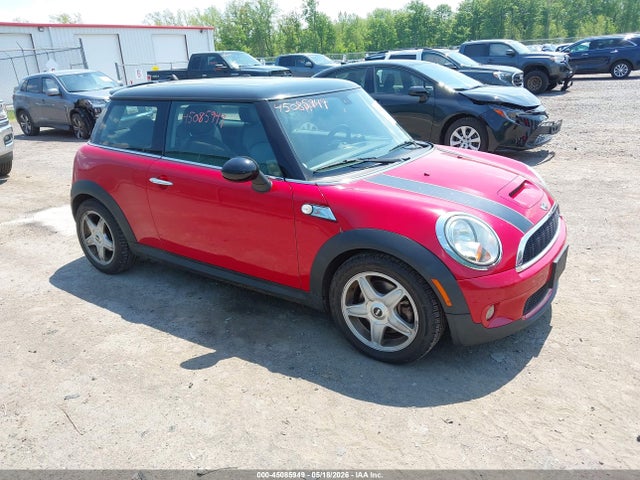 Salvage MINI Cooper S Image