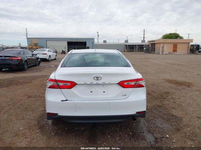 Toyota Camry Le