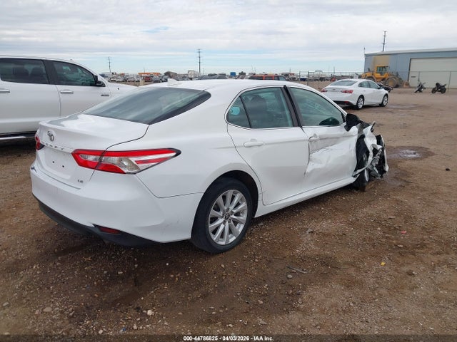 Toyota Camry Le