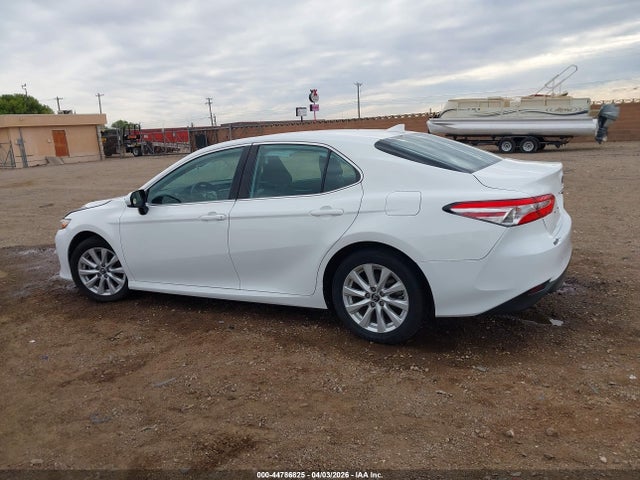 Toyota Camry Le