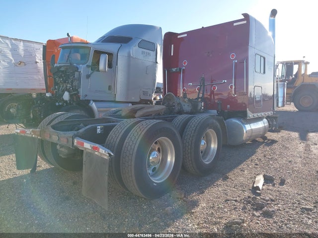 Peterbilt 389