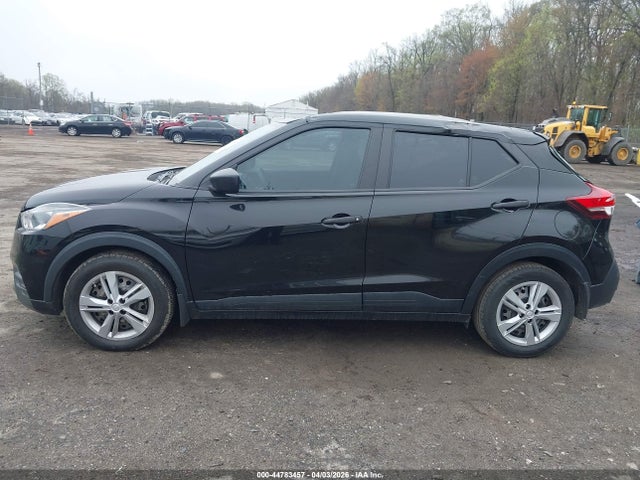 Nissan Kicks S Xtronic Cvt