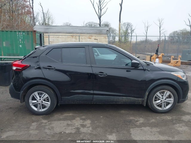 Nissan Kicks S Xtronic Cvt