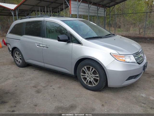 Salvage Honda Odyssey Image