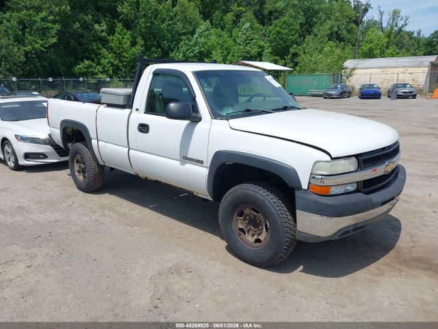 Salvage Chevrolet Silverado 2500 Image