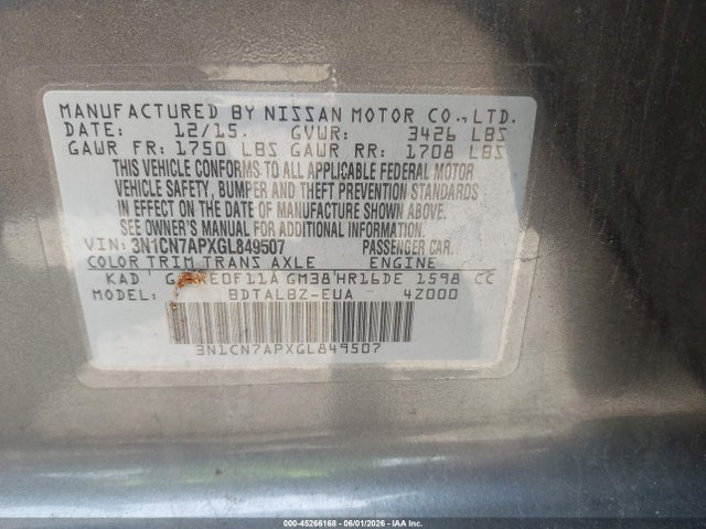 Nissan Versa