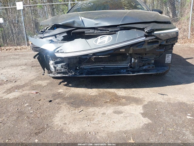 Hyundai ELANTRA Sel Sport
