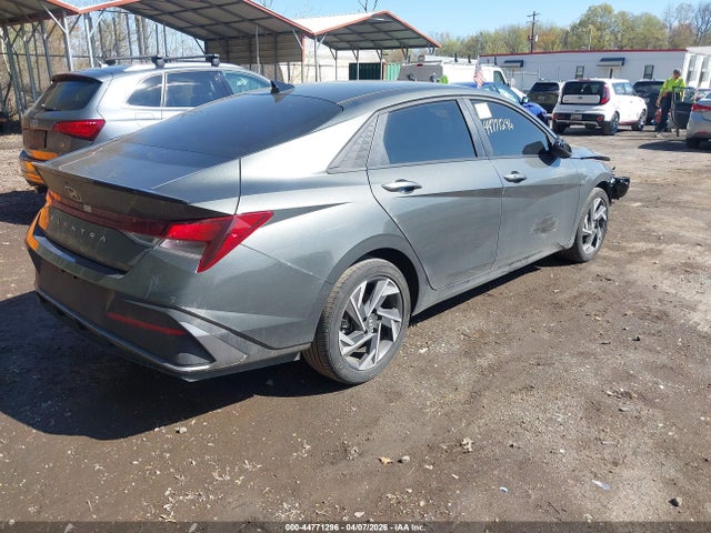Hyundai ELANTRA Sel Sport