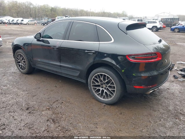 Porsche Macan S