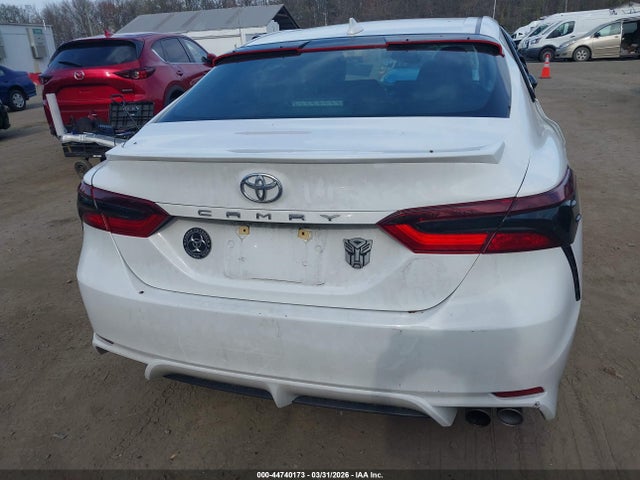 Toyota Camry Se