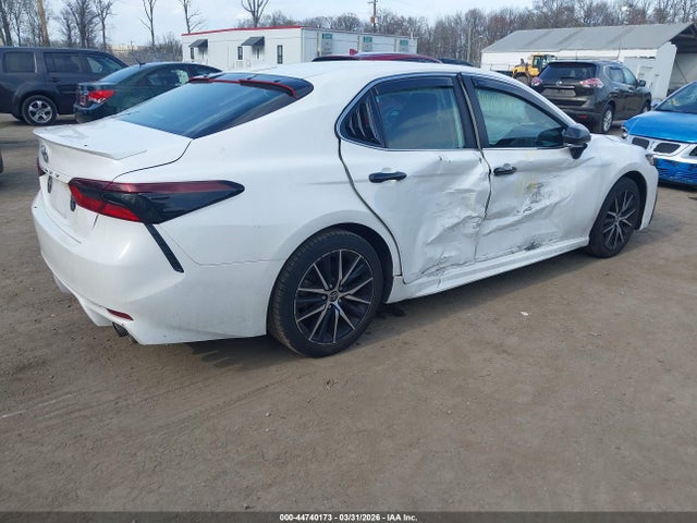 Toyota Camry Se