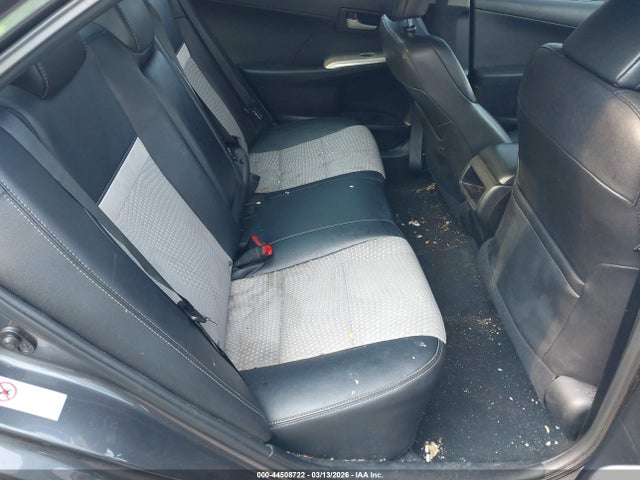 Toyota Camry Se