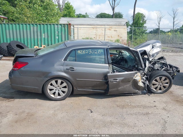 Toyota Avalon Xls