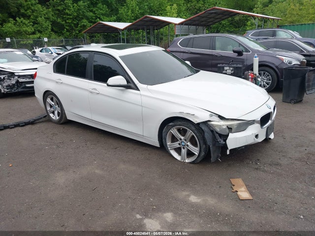 Salvage BMW 3 Series Image