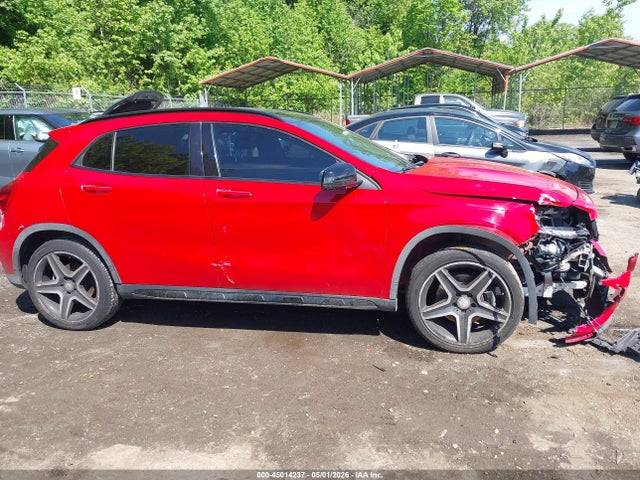 Mercedes-Benz GLA 4matic