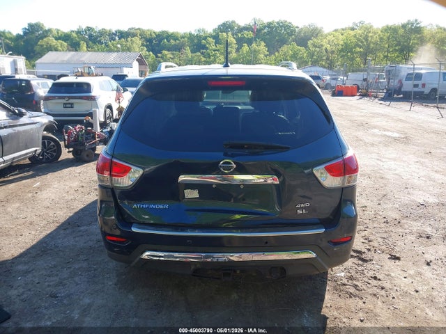 Nissan Pathfinder Sl