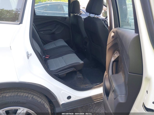 Ford Escape S
