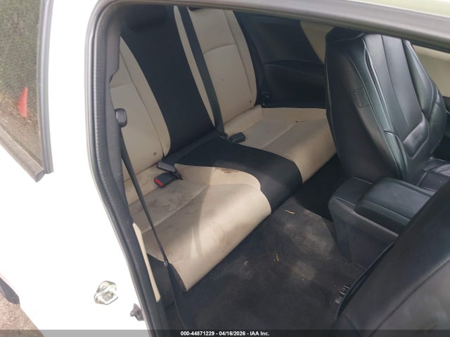 Honda Civic Lx-p