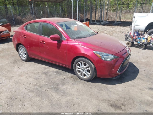 Salvage Toyota Yaris Image