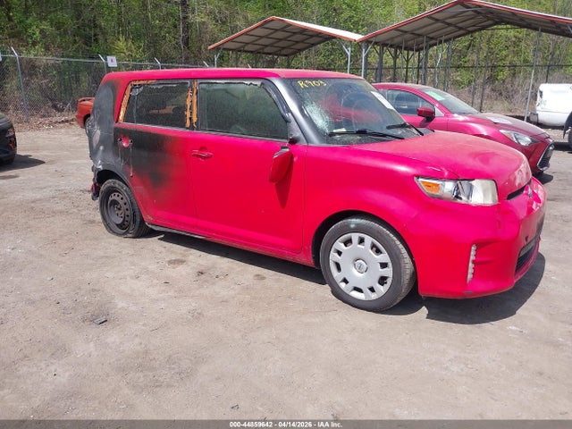 Salvage Scion xB Image