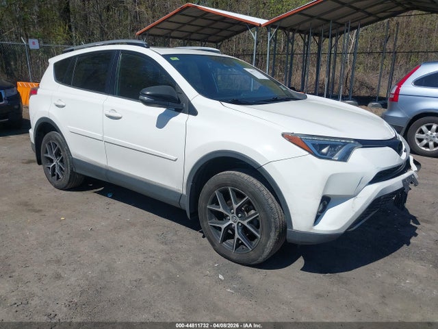 Salvage Toyota RAV4 Image