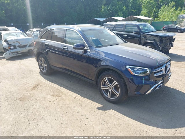 Salvage Mercedes-Benz GLC Image