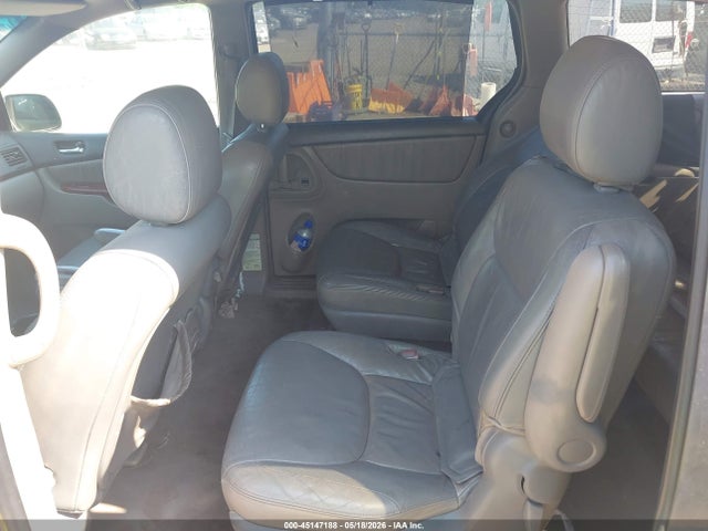 Toyota Sienna Xle