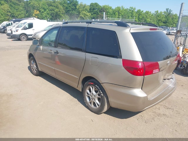 Toyota Sienna Xle