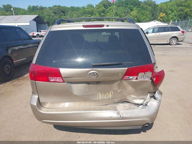 Toyota Sienna Xle
