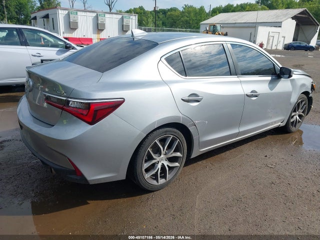 Acura ILX