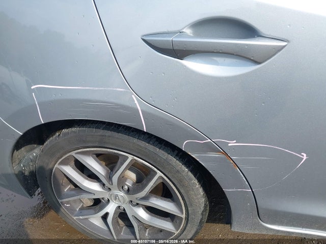 Acura ILX