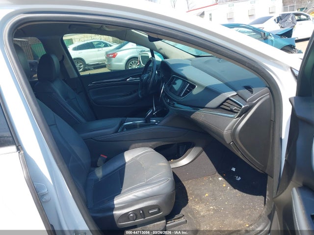 Buick Enclave Essence
