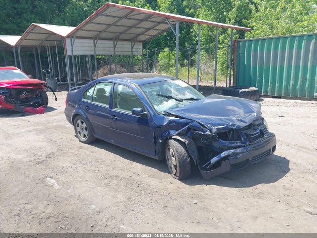 Salvage Volkswagen Jetta Image