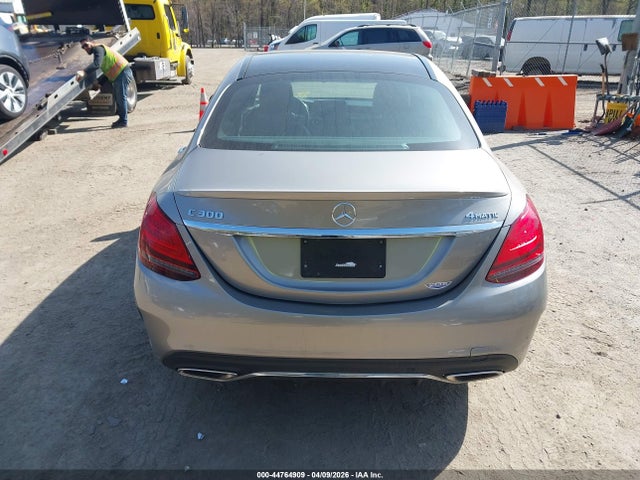 Mercedes-Benz C-Class 4matic