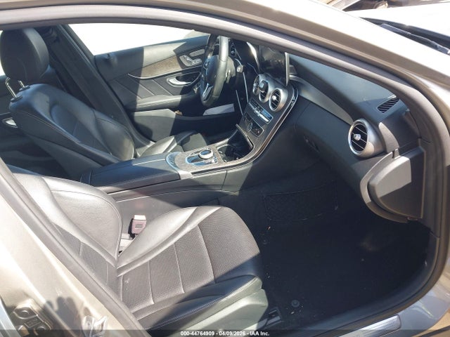 Mercedes-Benz C-Class 4matic