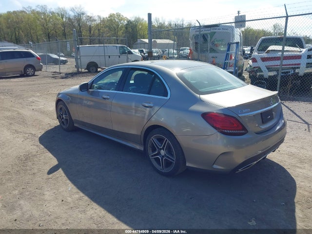 Mercedes-Benz C-Class 4matic