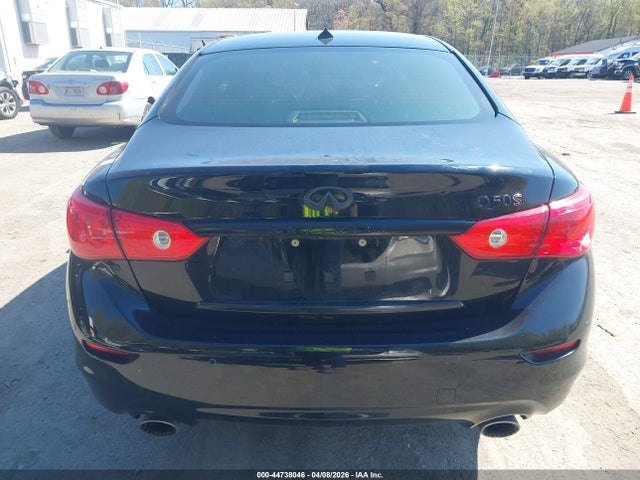 INFINITI Q50 3.0t Red Sport 400