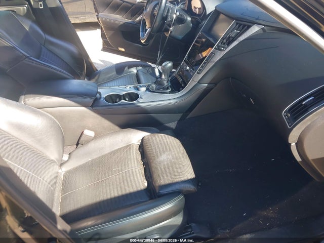 INFINITI Q50 3.0t Red Sport 400