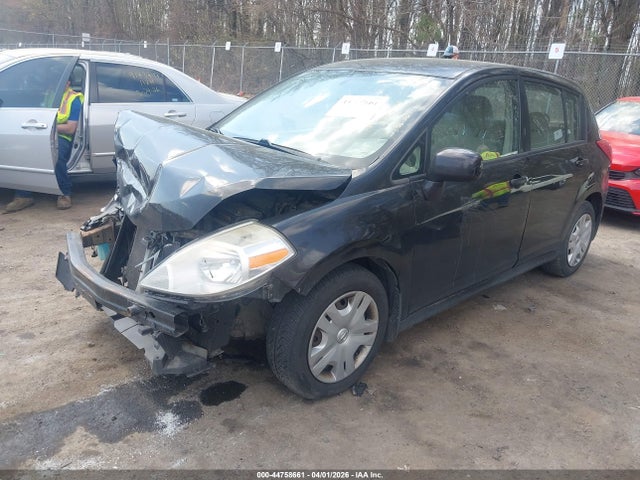 Nissan Versa 1.8s