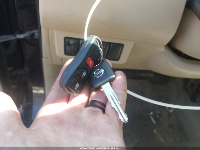 Nissan Versa 1.8s