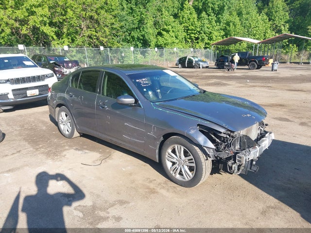 Salvage INFINITI Q40 Image